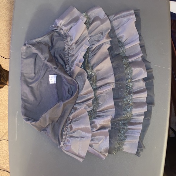 ruffled mini skirt - Picture 2 of 3